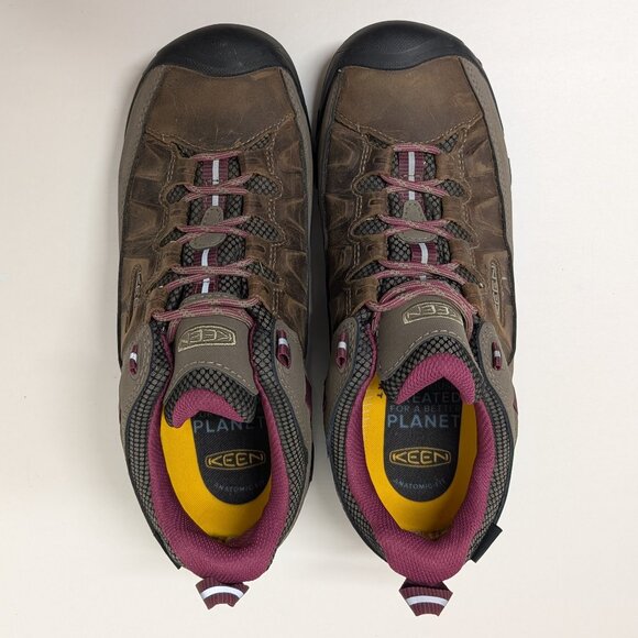 KEEN® Targhee III Low Waterproof Hiking Shoes in Weiss/Boysenberry - Picture 3 of 16